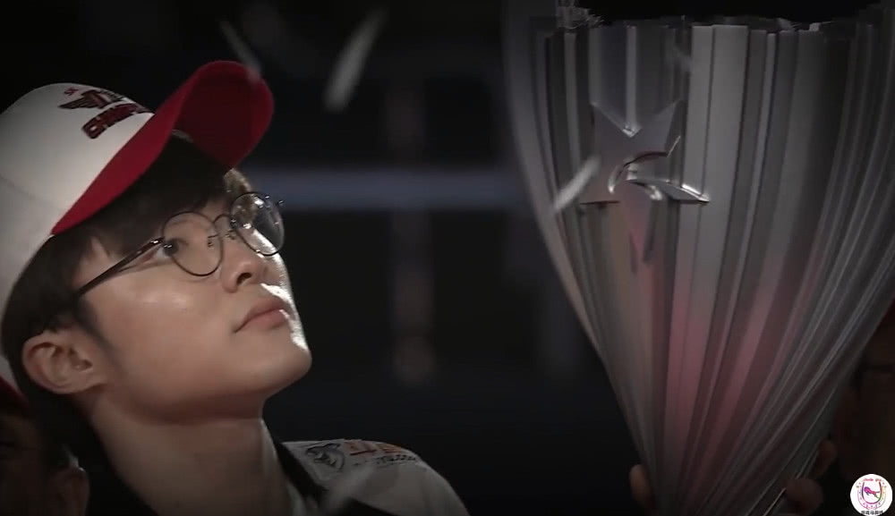 Faker在西班牙队比赛中大胜,败北引发热议!的简单介绍 Faker在西班牙队比赛中大胜,败北引发热议!的简单介绍