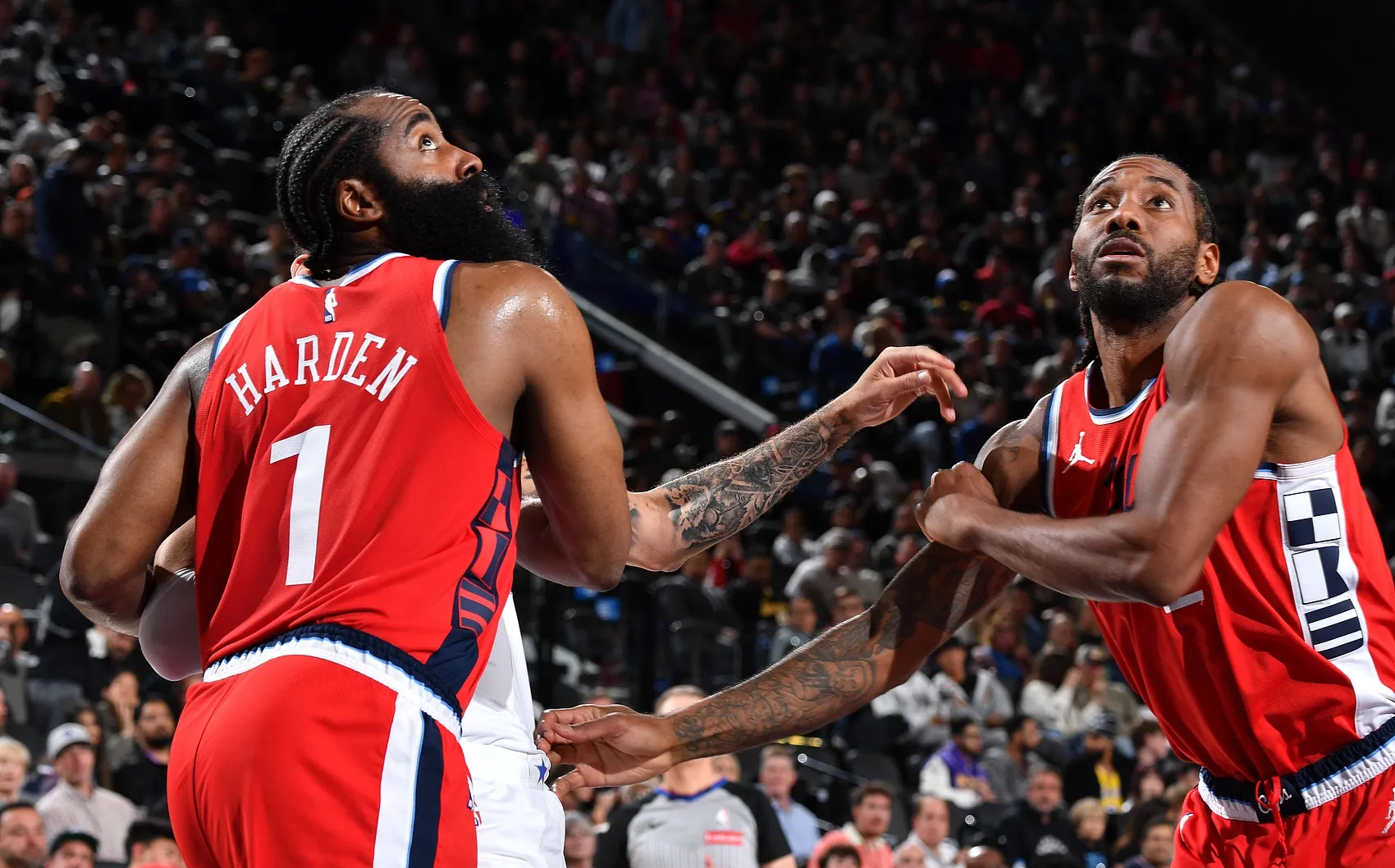 九游-哈登巅峰对决，哈兰德与60激战塞尔维亚队分钟，突破纪录胜负难料！的简单介绍