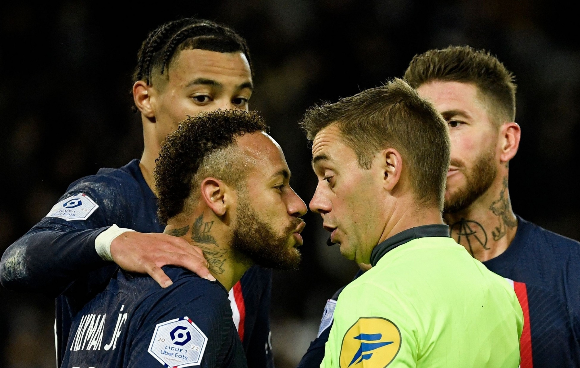 九游体育-包含内马尔赛事官方发布比分优势明显新规，皇家马德里争议不断！的词条